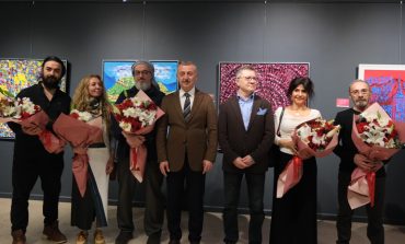 KOCAELİ’DE SANAT ZAMANA TANIKLIK EDİYOR: “30° DOĞU MERİDYENİ KOCAELİ” SERGİSİ YOĞUN İLGİYLE AÇILDI