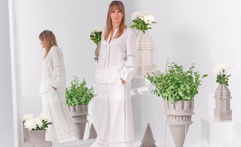 FOUR SEASONS HOTEL BOSPHORUS, ESMA DEREBOY’UN ZAMANSIZ VE ŞEHRE ÖZGÜ SANAT DİLİNİ KONUK EDİYOR