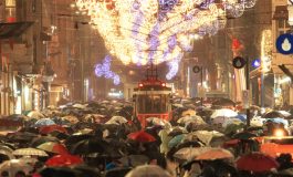 KADIN GÖZÜYLE HAYATTAN KARELER’İN 2025 SERGİSİ SANATSEVERLERİ BEKLİYOR