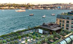THE PENINSULA ISTANBUL HERB GARDEN’DA AÇIK HAVA SİNEMA KEYFİ