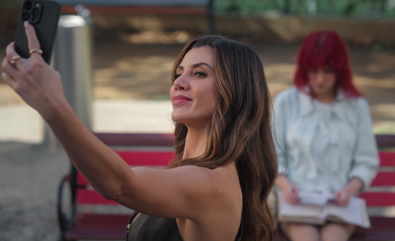 NETFLIX, OYUNCU KADROSU VE ETKİLEYİCİ HİKAYESİYLE MERAK UYANDIRAN GELECEĞE MEKTUPLAR’IN FRAGMANINI YAYINLADI