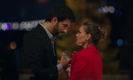 NETFLIX, BAŞROLLERİNDE ENGİN AKYÜREK VE ASLI ENVER’İN YER ALDIĞI YENİ DİZİSİ ENFES BİR AKŞAM’IN YAYIN TARİHİNİ DUYURDU