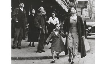 ARA GÜLER MÜZESİ’NİN YENİ SERGİSİ “ROBERT CAPA | GERÇEK EN İYİ FOTOĞRAFTIR” 12 EYLÜL’DE AÇILIYOR