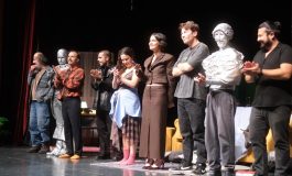 ASLI BEKİROĞLU ve TOLGA GÜLEÇ’İ AYNI SAHNEDE BULUŞTURAN “SİL BAŞTAN”, KAHKAHALAR ve ALKIŞLARLA PERDELERİNİ AÇTI!