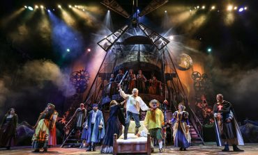 DON KİŞOT MÜZİKALİNDEN GÖRKEMLİ AÇILIŞ!