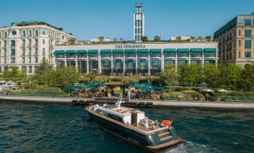 THE PENINSULA ISTANBUL’UN LÜKS MOTOR YATI PEN 1 İLE BOĞAZ’DA EŞSİZ ULAŞIM DENEYİMİ