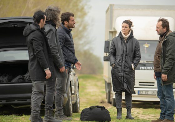 NETFLIX, SEREN YÜCE İMZALI KASABA’NIN RESMİ FRAGMANINI PAYLAŞTI
