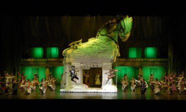 TROYA AMERİKA YOLCUSU