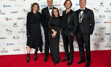 ULUSLARARASI EMMY ÖDÜLLERİNDE EN İYİ ‘TELENOVELA’ ÖDÜLÜ AY YAPIM İMZALI ‘DEHA’ DİZİSİNİN OLDU