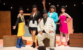 “Makul Şüpheli” Sahneye Çıktı: Aysever’den Adalet, Vicdan ve Müzikle Yoğrulmuş Bir Hiciv