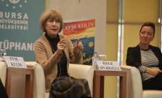 AYŞE KULİN BURSALI GENÇLERLE BULUŞTU!