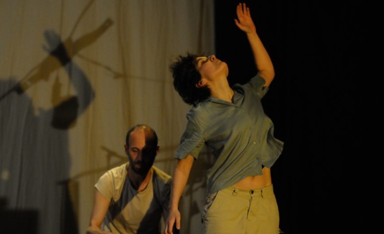 ZIT SOSYO-KÜLTÜREL GERÇEKLER ÜZERİNDEN KURGULANAN “TAŞIDIKLARIMIZ” PERFORMANSI 30 OCAK’TA ARTER’DE!