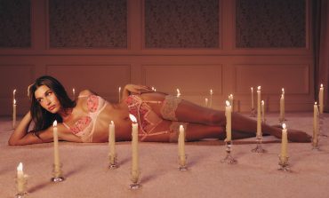 VICTORIA’S SECRET’TAN SEVGİLİLER GÜNÜ’NE İKONİK BİR SELAM