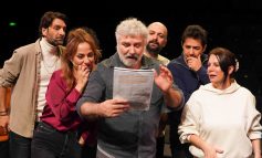 HALDUN TANER’İN UNUTULMAZ OYUNU ‘SERSEM KOCANIN KURNAZ KARISI’ SEZONDA SADECE 10 ÖZEL TEMSİLLE DasDas’TA!