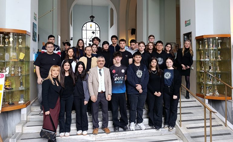 15 Nisan Dünya Sanat Günü Sergisi