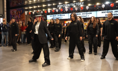 Pop’un Kralı Emaar’da Canlandı: “Michael” Filminin Tanıtımı Flash Mob Dans Gösterisiyle Paribu Cineverse Emaar’da Gerçekleşti