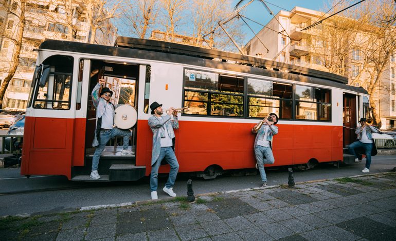 İSTANBUL’DA HER HAFTA SONU “SOKAKTA MÜZİK VAR”!