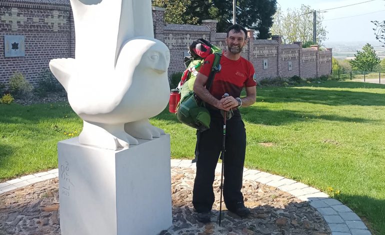 GALLER’DEN İSTANBUL’A 4.800 KM’LİK ANLAMLI YOLCULUK: JAMIE BEVAN, GALCE EĞİTİM İÇİN YOLA ÇIKTI!