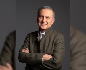 MURATHAN MUNGAN, 23 MAYIS’TA ARTER’İN KÜTÜPHANE SÖYLEŞİLERİ’NE KONUK OLUYOR!