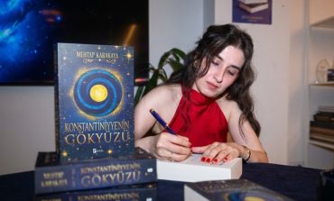 TARİHİ GERÇEKLİK VE FANTASTİK KURGUYUBULUŞTURAN ROMAN:"KONSTANTİNİYYE'NİN GÖKYÜZÜ"