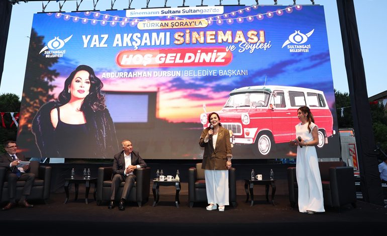 Türkan Şoray, Sultangazililerle Unutulmaz Bir Yaz Akşamında Buluştu